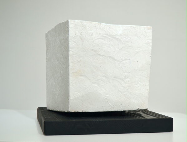 Ehdotus kuutioksi, Proposal for a cube